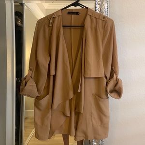 Medium beige/tan opener swank duster jacket. Brand is oober swank by Nordstrom